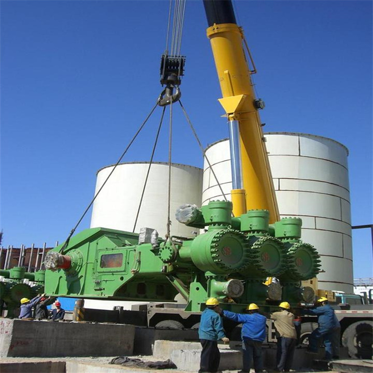 张湾吊装起重机械